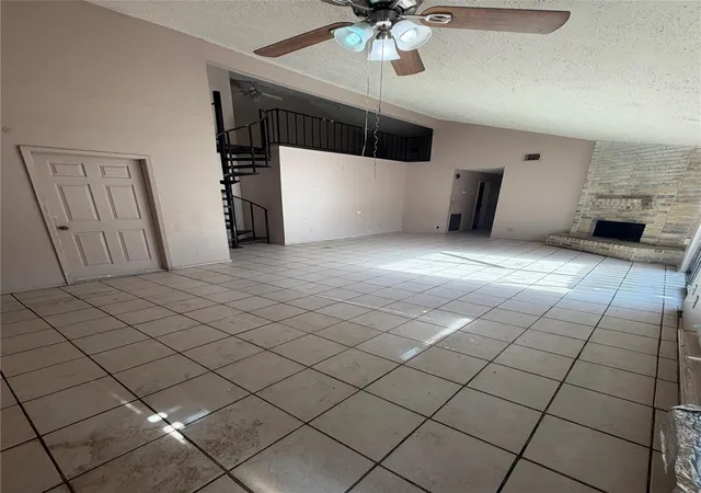 Photo 4 of Single family home for sale at 6905 Greenyard Dr, Houston, TX 77086 | MLS# 61411819 | Listing updated on 2026-08-22