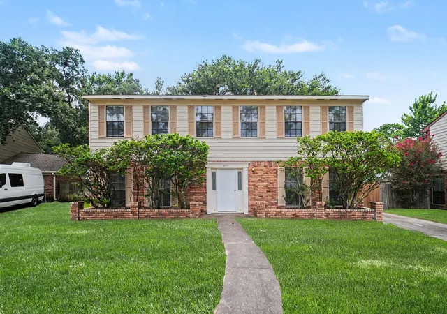 Photo 2 of Single family home for sale at 8311 Lime Springs Dr, Houston, TX 77095 | MLS# 46699269 | Listing updated on 2026-09-03