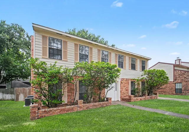 Photo 3 of Single family home for sale at 8311 Lime Springs Dr, Houston, TX 77095 | MLS# 46699269 | Listing updated on 2026-09-03