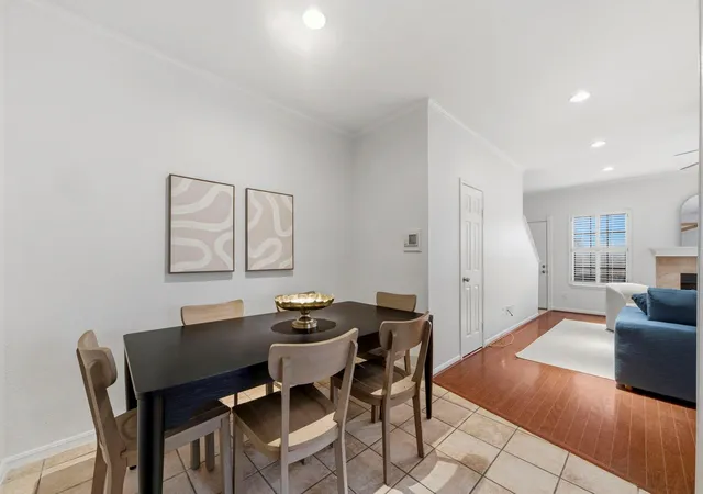 3rd image of 9850 Pagewood Ln #1009, Houston, TX 77042 | MLS# 26897298