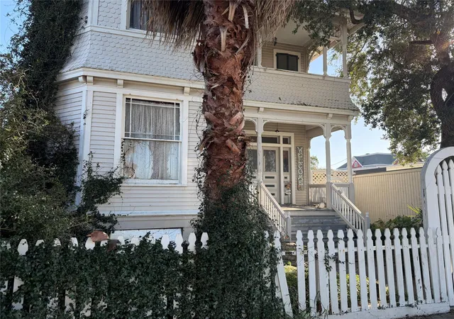 Photo 1 of Single family home for sale at 2223 Ave K, Galveston, TX 77550 | MLS# 55167028 | Listing updated on 2026-08-21