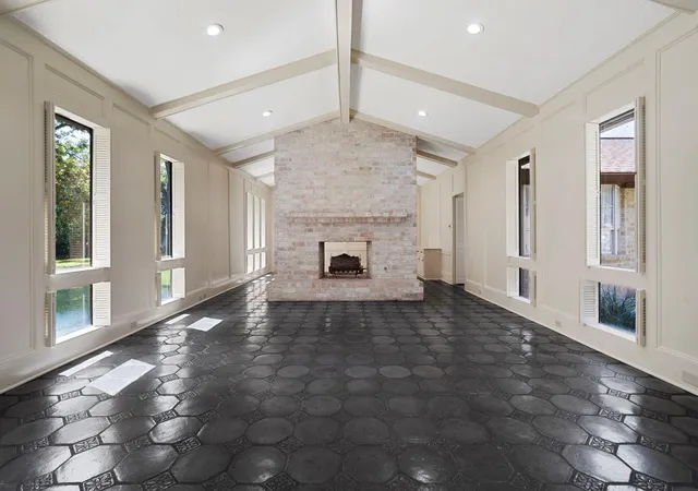 2nd image of 2011 Briar Ln, Richmond, TX 77469 | MLS# 62483559