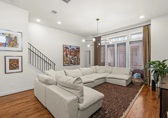 5th image of 1249 Bonner St #A, Houston, TX 77007 | MLS# 49969550