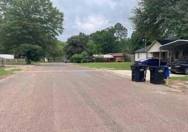 6th image of 1011 Flanagan Dr, Longview, TX 75602 | MLS# 56696244