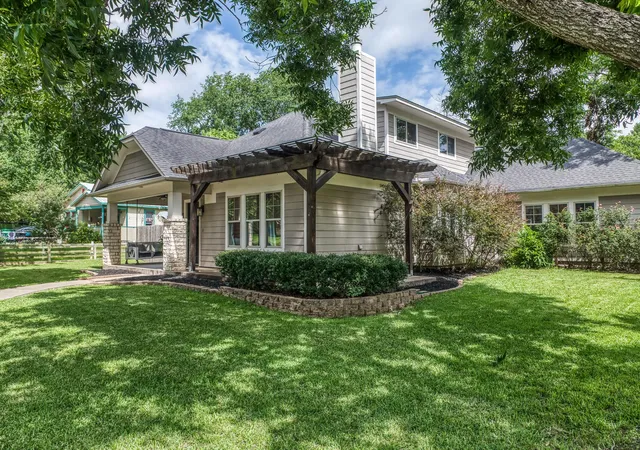 Homes for sale in Brenham, TX | 902 Matchett St, Brenham, TX 77833 | MLS# 20194829