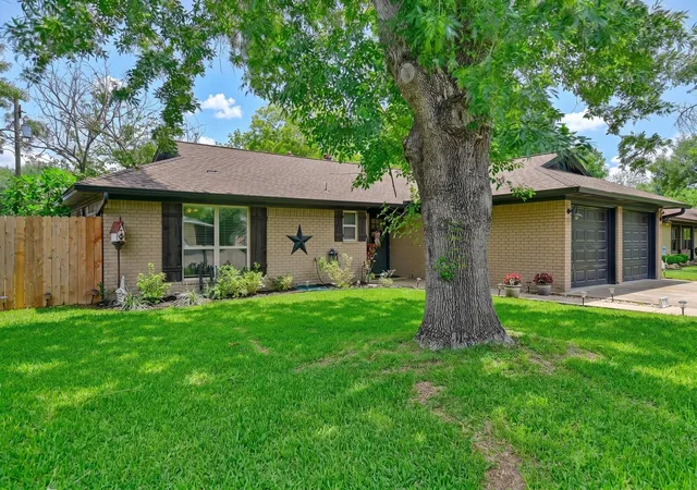Homes for sale in Caldwell, TX | 908 Pine Dr, Caldwell, TX 77836 | MLS# 98255508