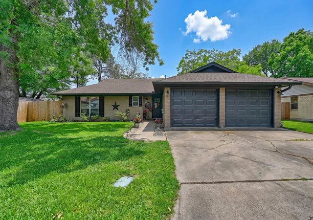 Homes for sale in Caldwell, TX | 908 Pine Dr, Caldwell, TX 77836 | MLS# 98255508