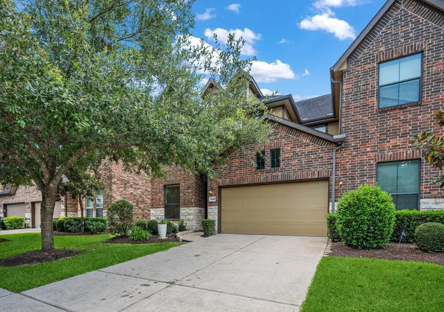 2nd image of 12420 Tyler Springs Ln, Humble, TX 77346 | MLS# 69905393