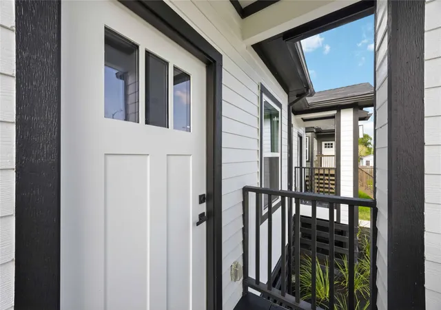 5th image of 5214 Rue St, Houston, TX 77033 | MLS# 30179592