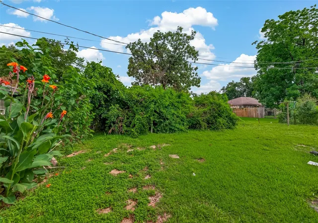 27th image of 2507 12th St, Galena Park, TX 77547 | MLS# 3154161