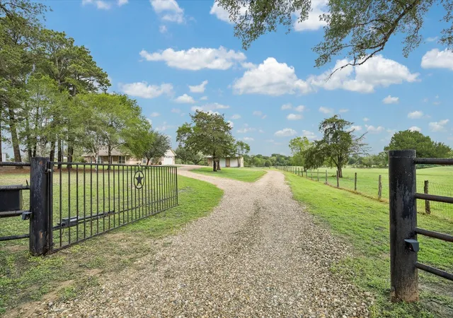 Homes for sale in Weimar, TX | 1791 Fm 2434, Weimar, TX 78962 | MLS# 44219328