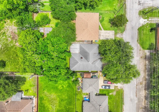 Homes for sale in La Marque, TX | 1426 Scott St, La Marque, TX 77568 | MLS# 71290265