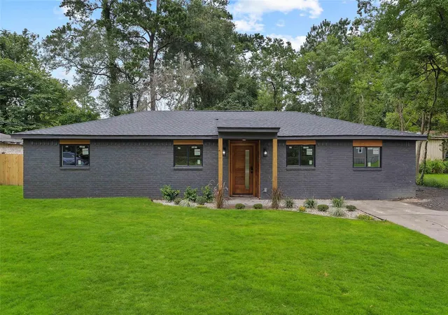 3rd image of 170 Maple St, Vidor, TX 77662 | MLS# 6632862