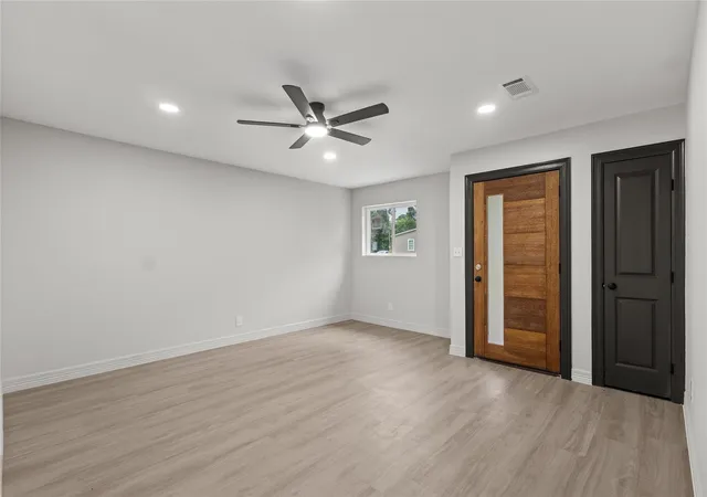 5th image of 170 Maple St, Vidor, TX 77662 | MLS# 6632862