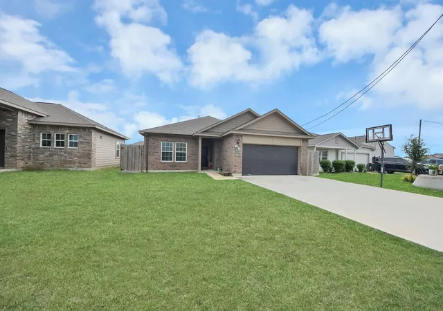 Photo 3 of Single family home for sale at 54 Road 51024, Cleveland, TX 77327 | MLS# 56602096 | Listing updated on 2026-06-12