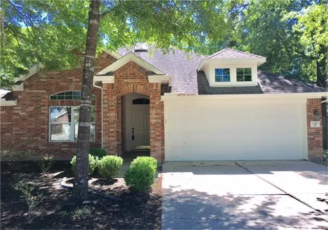 Photo 2 of Sale Pending at 203 Fairwind Trl Dr, The Woodlands, TX 77385 | MLS# 17152782 | Listing updated on 2026-10-07