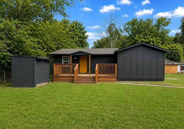 1st image of 15517 Hwy 6, Santa Fe, TX 77517 | MLS# 4882725
