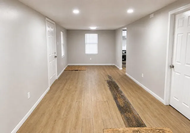 Photo 3 of Single family home for sale at 15517 Highway 6, Santa Fe, TX 77517 | MLS# 4882725 | Listing updated on 2026-08-18