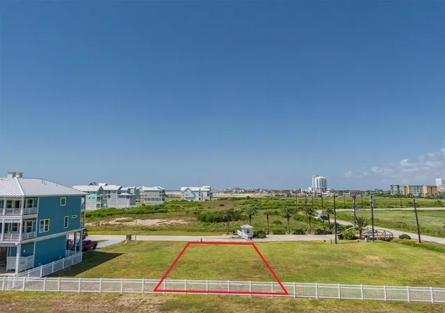 Photo 3 of Land for sale at 54 Grand Beach Blvd, Galveston, TX 77550 | MLS# 11612546 | Listing updated on 2026-08-18