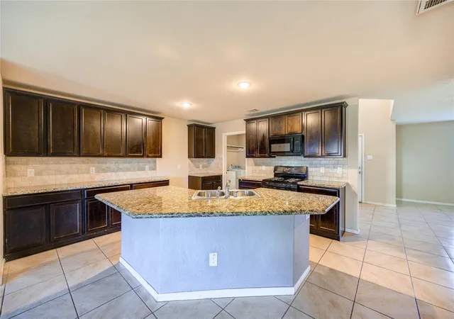 Photo 2 of Single family home for sale at 18006 Sonora Brk Ln, Richmond, TX 77407 | MLS# 75269637 | Listing updated on 2026-09-17