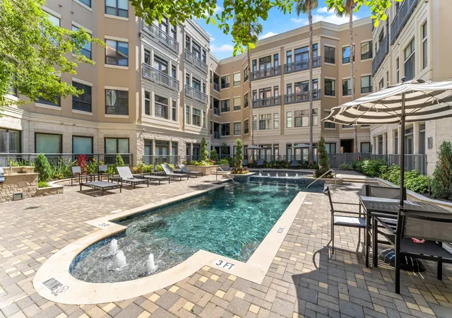 Photo 1 of Condo for sale at 1901 Post Oak Blvd #4507, Houston, TX 77056 | MLS# 9248561 | Listing updated on 2026-10-05