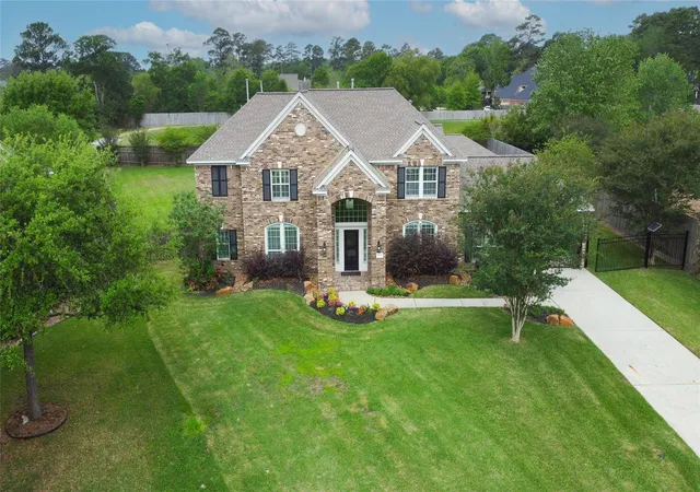 2nd image of 14407 Spring Mountain Dr, Tomball, TX 77377 | MLS# 94665975