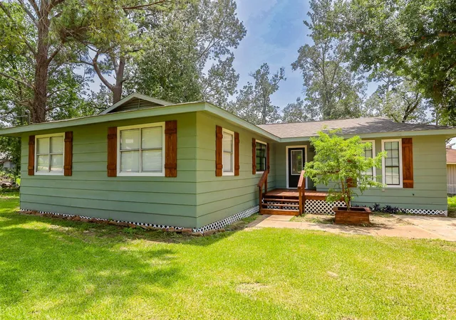 Photo 3 of Single family home for sale at 235 Mesa Verde, Livingston, TX 77351 | MLS# 96571549 | Listing updated on 2026-09-04