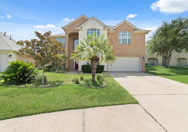 1st image of 8 Terra Bella, Manvel, TX 77578 | MLS# 28845757