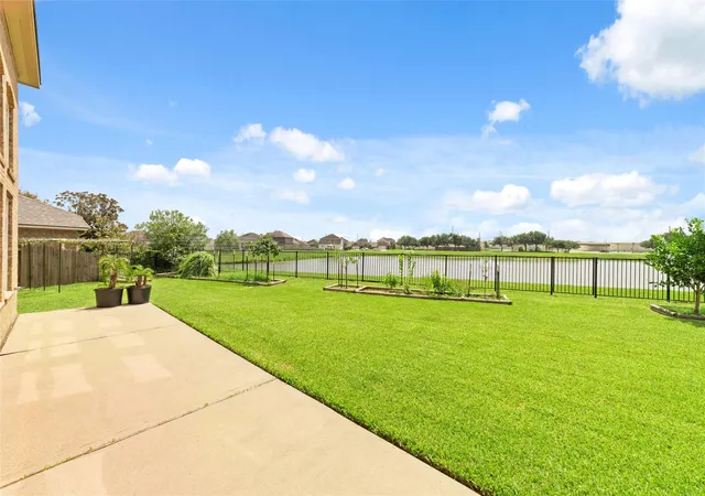 40th image of 8 Terra Bella, Manvel, TX 77578 | MLS# 28845757