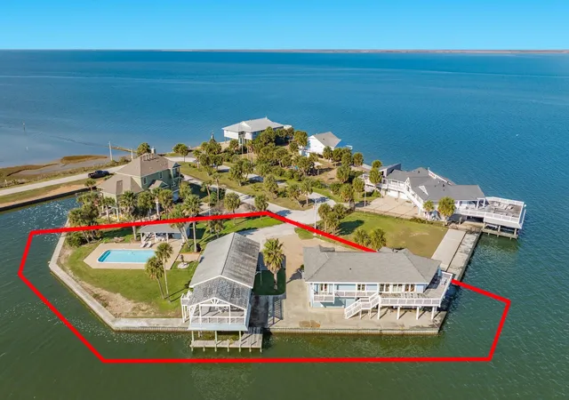 Photo 3 of Single family home for sale at 3910 & 3912 Bob Smith Rd, Galveston, TX 77554 | MLS# 61835721 | Listing updated on 2026-08-27