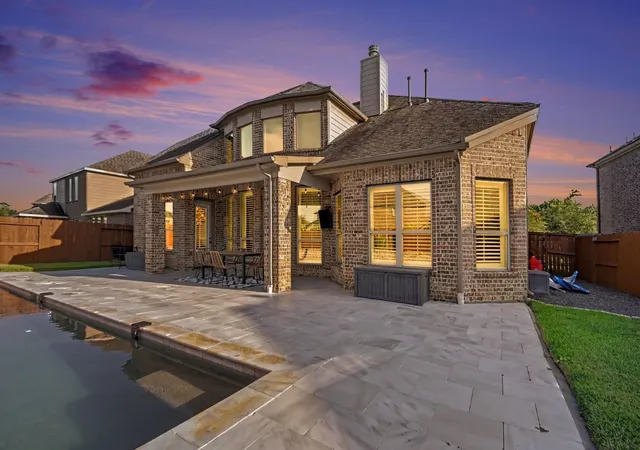 Photo 2 of Single family home for sale at 9711 Iberia Way, Missouri City, TX 77459 | MLS# 76350072 | Listing updated on 2026-10-06