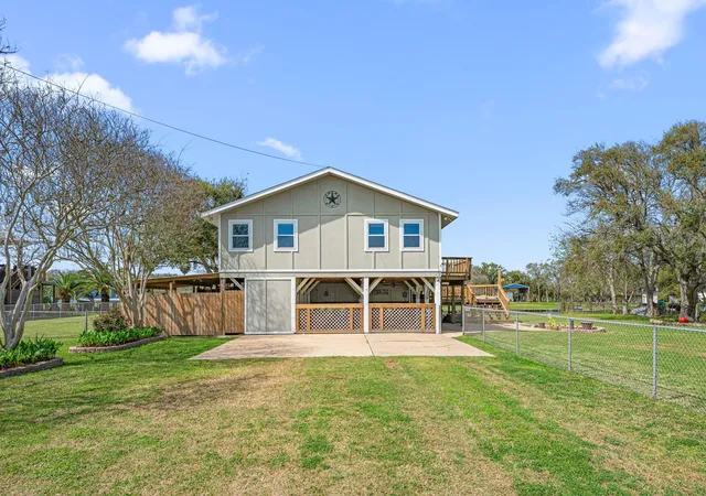 1st image of 1145 County Road 291, Bay City, TX 77414 | MLS# 66478990
