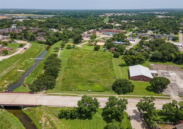 Photo 3 of Land for sale at 650 E Adoue St, Alvin, TX 77511 | MLS# 59202269 | Listing updated on 2026-09-16