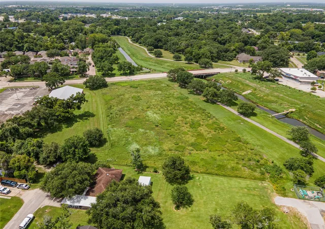 Photo 3 of Land for sale at 650 E Adoue St, Alvin, TX 77511 | MLS# 59202269 | Listing updated on 2026-09-16