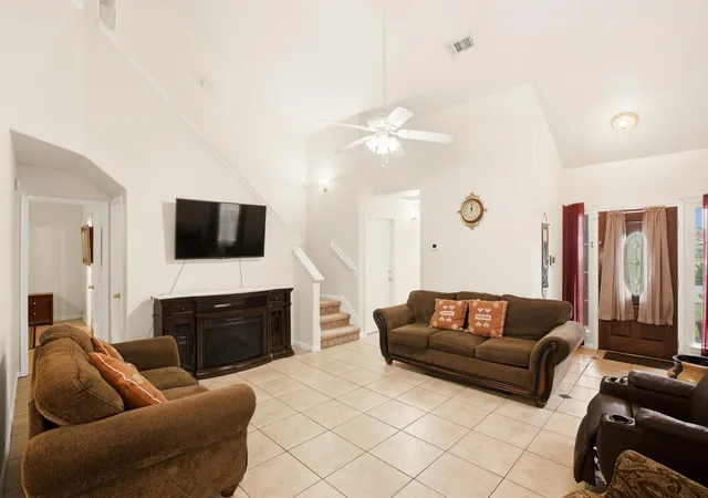 Photo 4 of Single family home for sale at 2438 Gwenfair Dr, Spring, TX 77373 | MLS# 46240508 | Listing updated on 2026-07-01