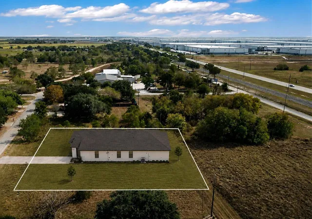 4th image of 0 4Th St, Brookshire, TX 77423 | MLS# 21009451