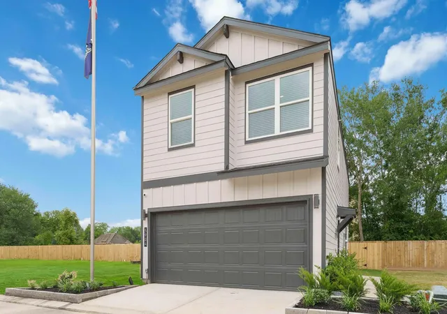 2nd image of 5924 Manning Oaks St, Houston, TX 77091 | MLS# 76930844