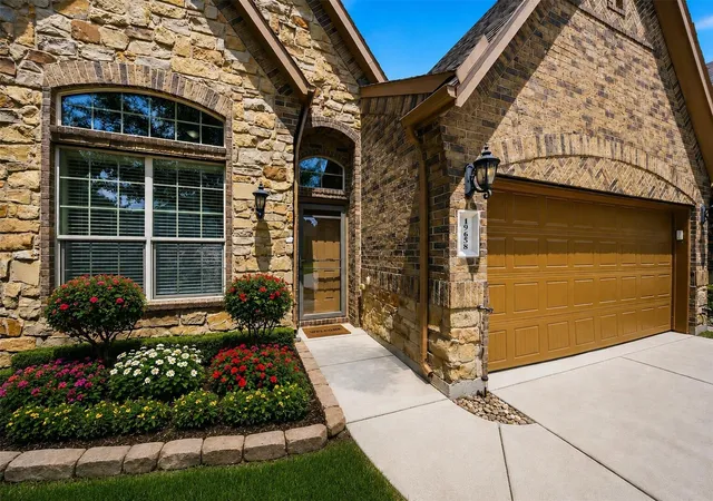 2nd image of 19658 Candlewood Oaks Ln, Spring, TX 77379 | MLS# 64574510