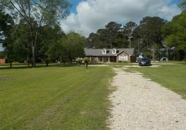 Photo 3 of Single family home for sale at 7973 S Fork Dr, Conroe, TX 77303 | MLS# 48549267 | Listing updated on 2026-09-11
