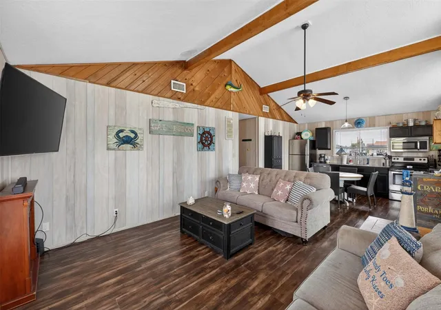 Photo 4 of Single family home for sale at 4026 Kent Dr, Galveston, TX 77554 | MLS# 72169063 | Listing updated on 2026-08-23
