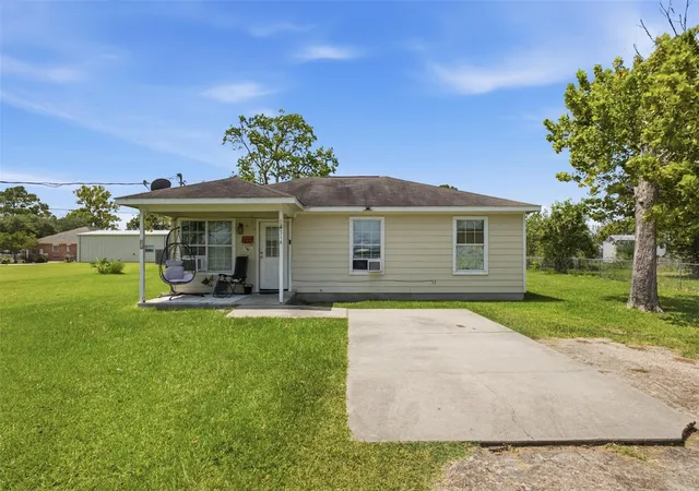 Photo 1 of Single family home for sale at 4314 Avenue T, Santa Fe, TX 77510 | MLS# 48853750 | Listing updated on 2026-08-31