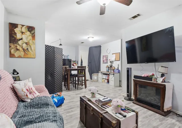 Photo 2 of Single family home for sale at 4314 Avenue T, Santa Fe, TX 77510 | MLS# 48853750 | Listing updated on 2026-08-31