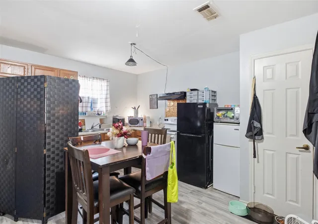 Photo 4 of Single family home for sale at 4314 Avenue T, Santa Fe, TX 77510 | MLS# 48853750 | Listing updated on 2026-08-31