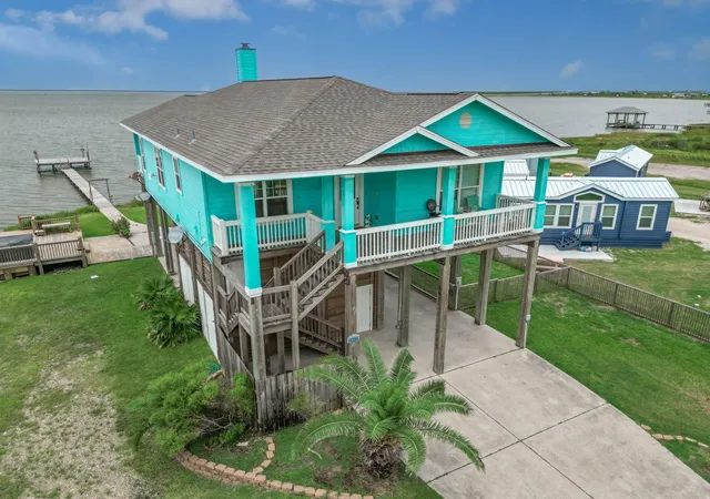 3rd image of 1035 Rollover Cir, Gilchrist, TX 77617 | MLS# 23949146