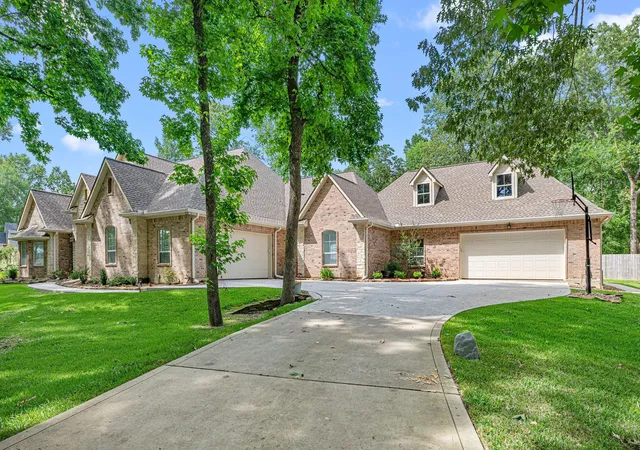 Homes for sale in Montgomery, TX | 11357 Lake Oak Dr, Montgomery, TX 77356 | MLS# 11033448