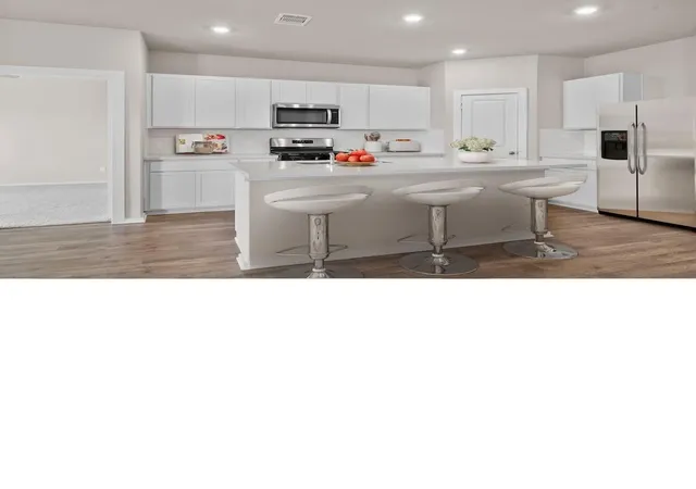 Photo 2 of Single family home for sale at 13207 Timber Holw Dr, Rosharon, TX 77583 | MLS# 43382608 | Listing updated on 2026-10-07