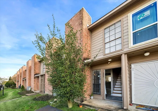 1st image of 10501 South Dr #323, Houston, TX 77099 | MLS# 48957027