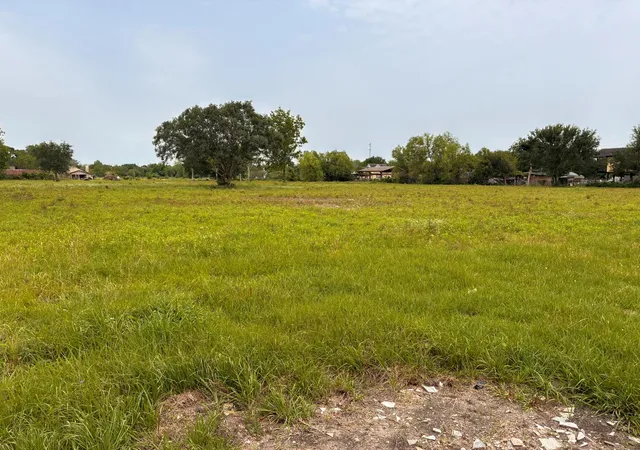 2nd image of 2933 Indiana St, Fresno, TX 77545 | MLS# 82516357
