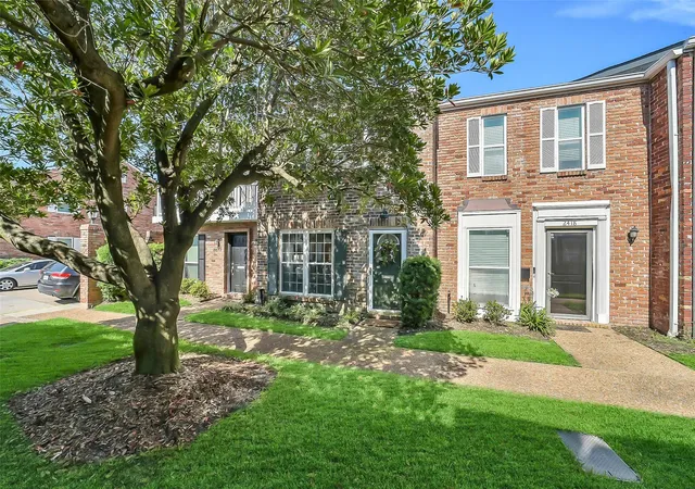 1st image of 2420 Tarrytown Mall #32, Houston, TX 77057 | MLS# 44973151