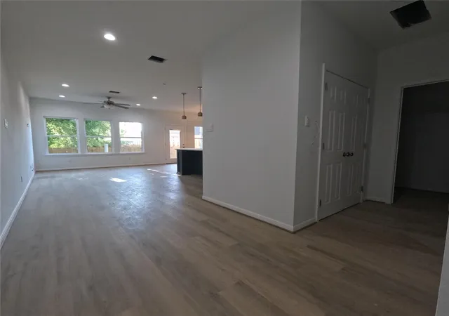 Photo 3 of Single family home for sale at 9427 Coffee St, Houston, TX 77033 | MLS# 40638874 | Listing updated on 2026-07-08